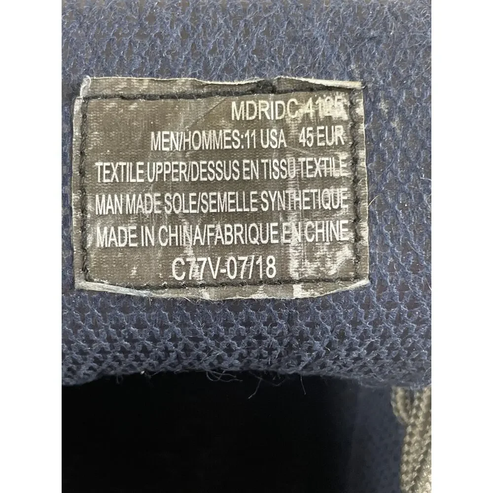 Lugz,‎ Navy Fabric, Thick tread, Comfort Padding, Men's size 11